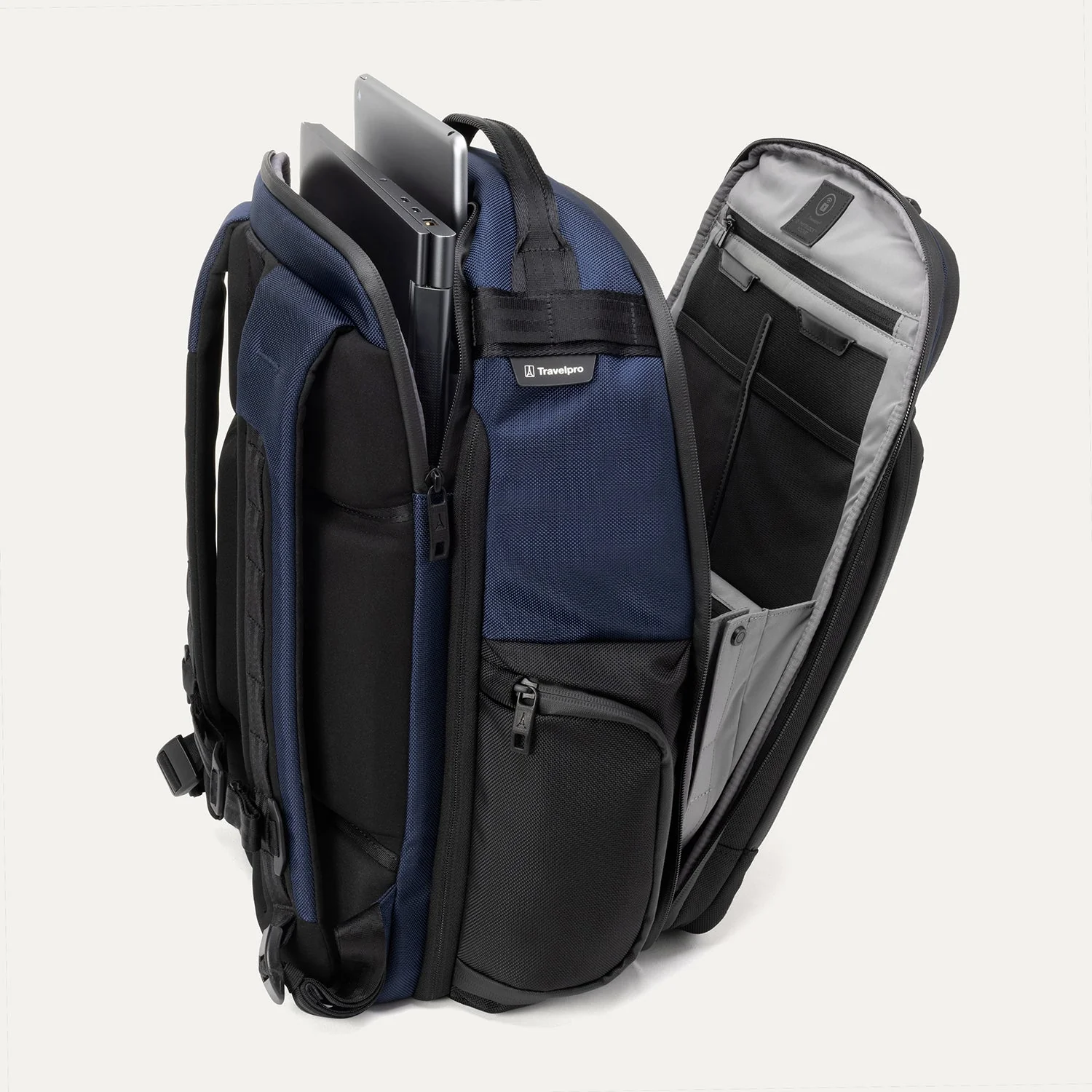 Travelpro® Altitude™ Large Expandable Laptop Backpack 30-36L - Image 14
