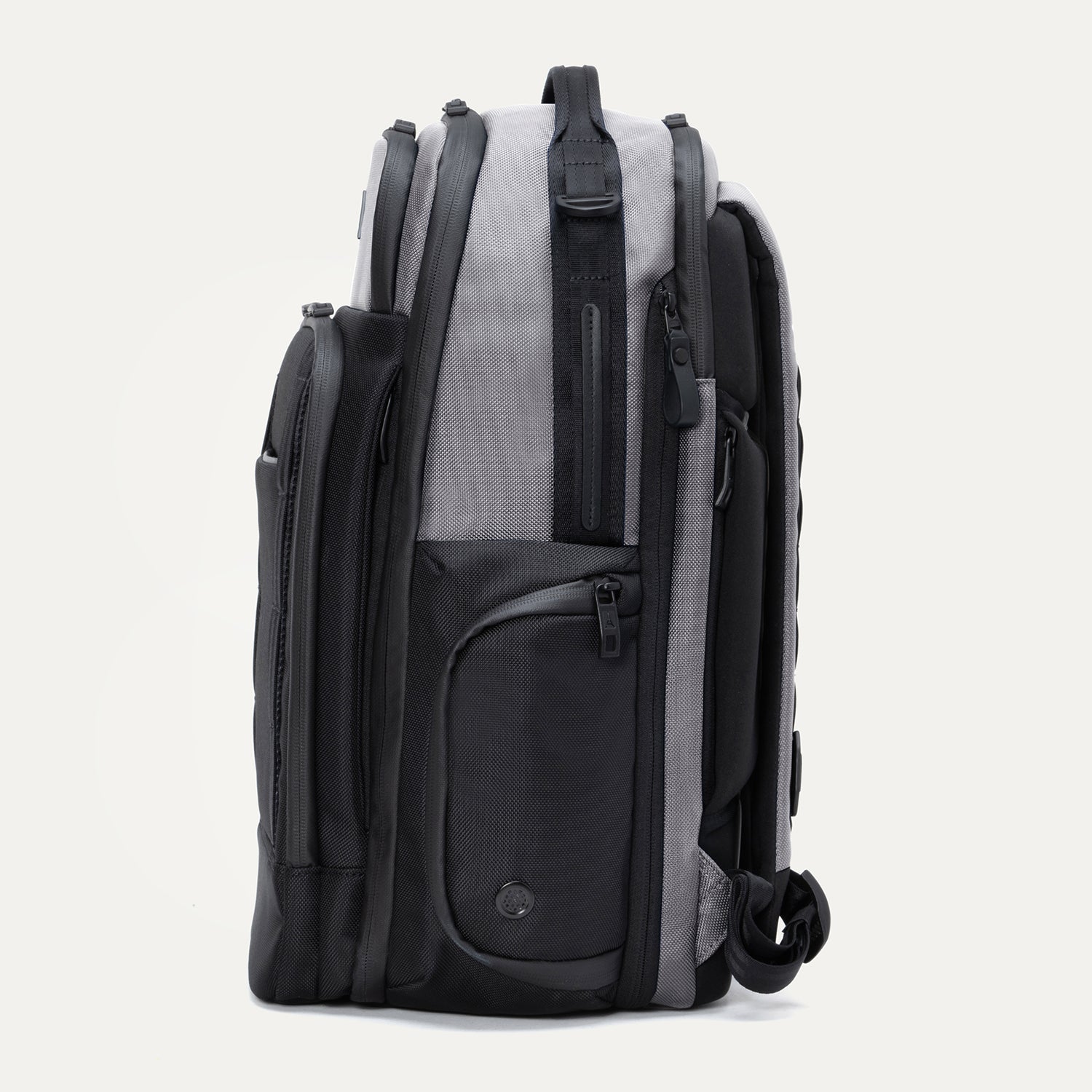 Travelpro® Altitude™ Large Expandable Laptop Backpack 30-36L - Image 33