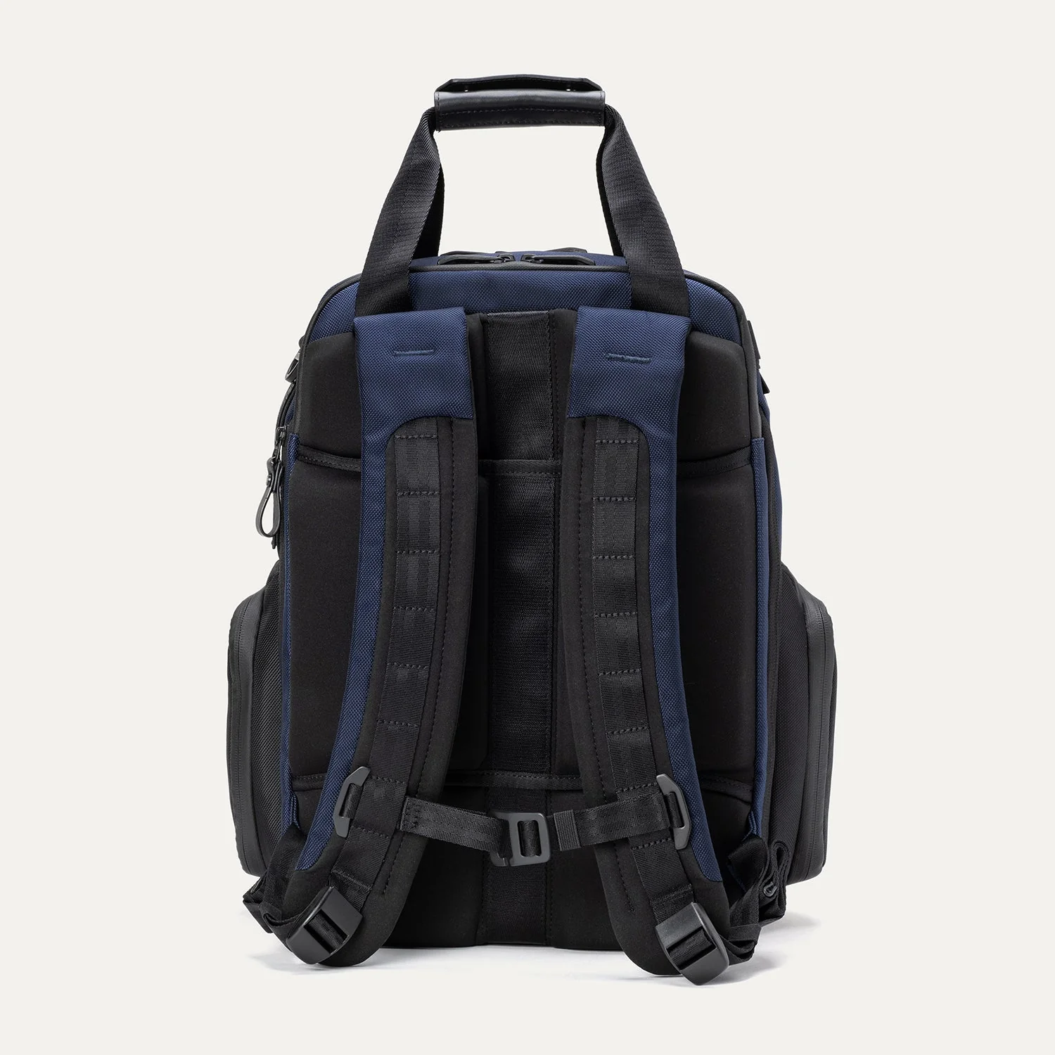 Travelpro® Altitude™ Medium Expandable Laptop Backpack 25-30L (Reg. $271.99) - Image 33