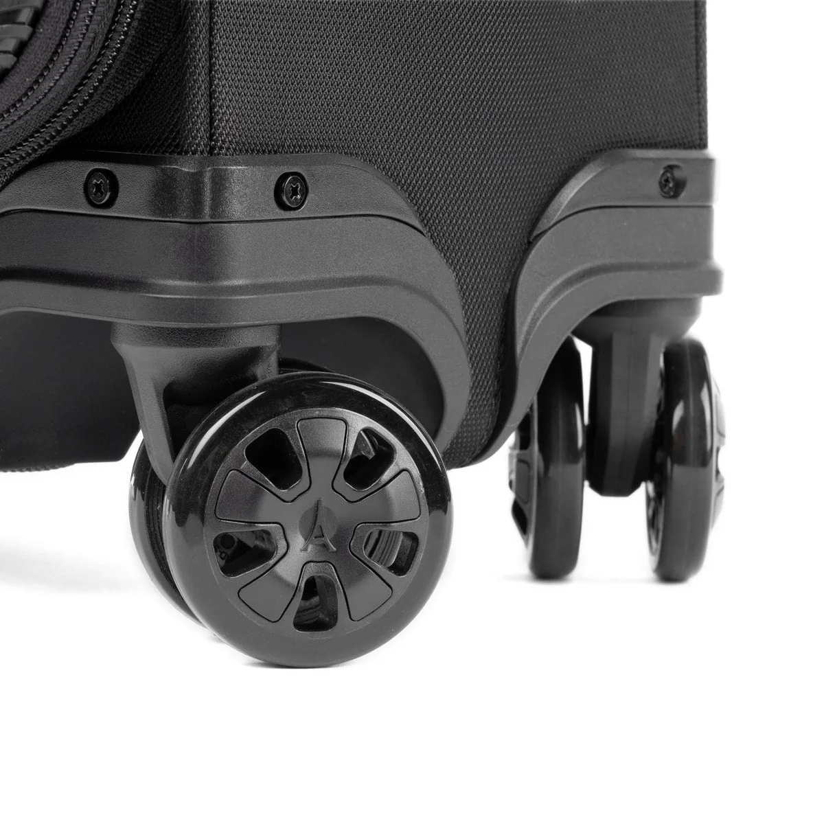 Crew™ Classic Compact Carry-On Expandable Spinner - Image 11