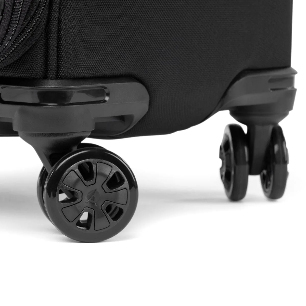 Crew™ Classic Large Check-in Expandable Spinner - Image 11