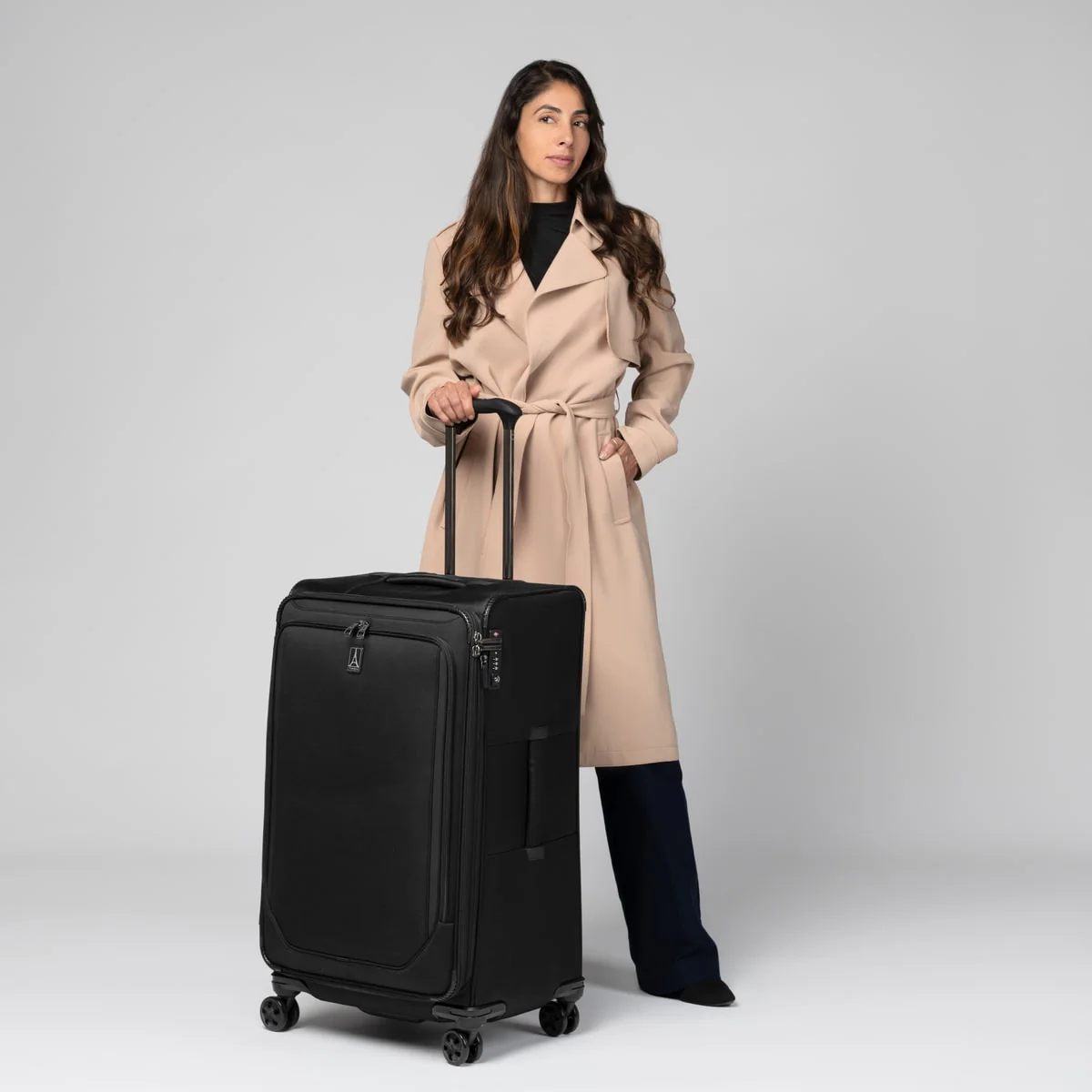 Crew™ Classic Large Check-in Expandable Spinner - Image 17