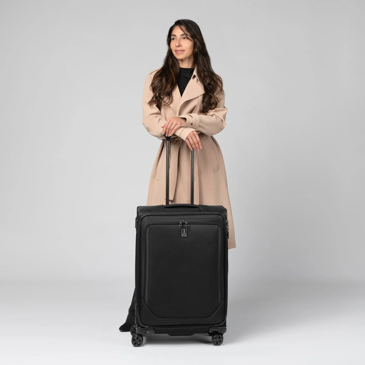 Crew™ Classic Medium Check-in Expandable Spinner - Image 17