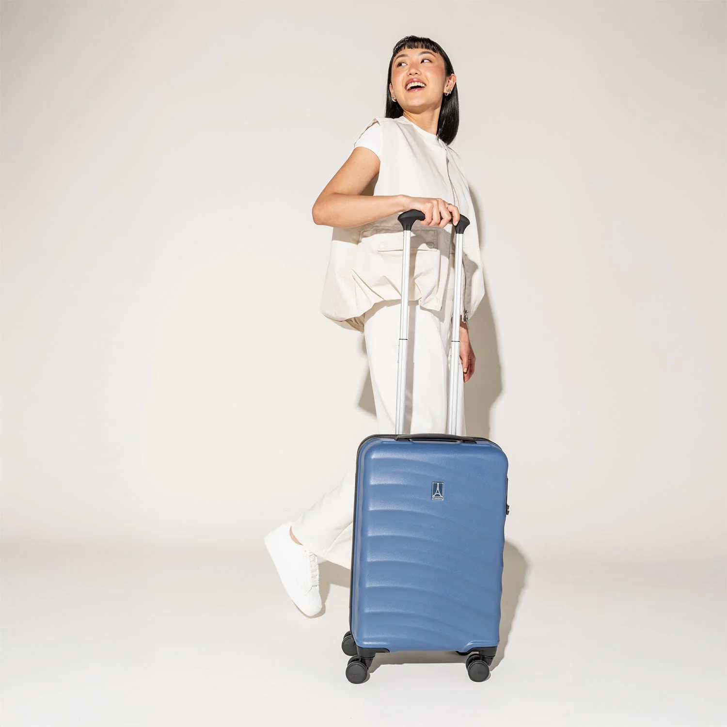 Maxlite® Air V2 Compact Carry-On Hardside Spinner - Image 39