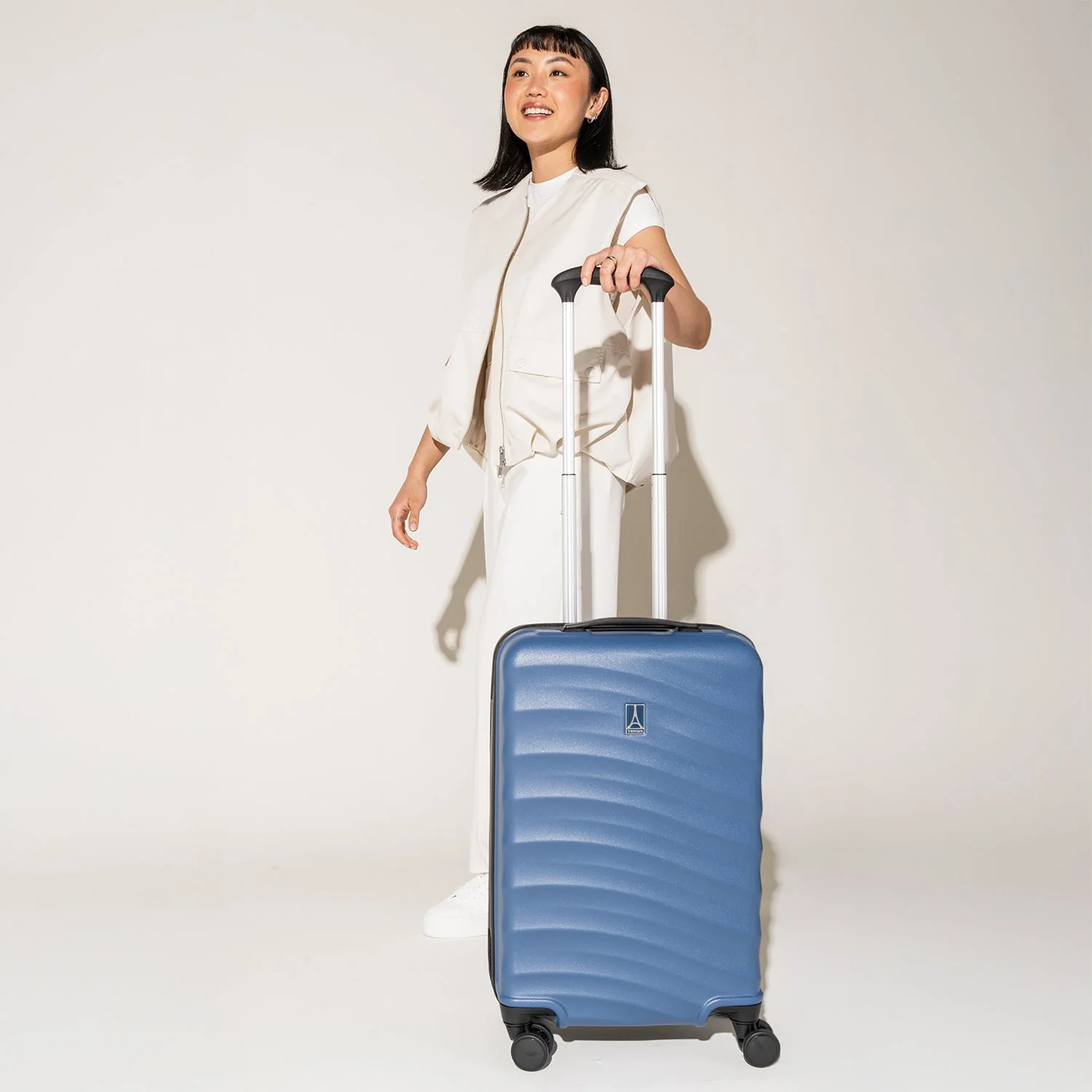 Maxlite® Air V2 Carry-On Hardside Spinner - Image 4