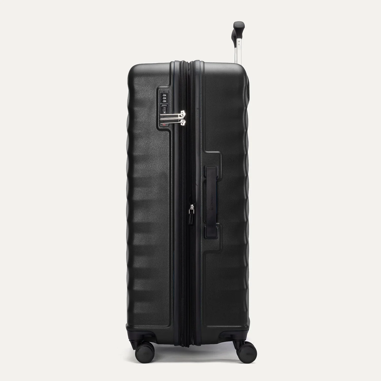 Maxlite® Air V2 Large Check-In Hardside Spinner - Image 21