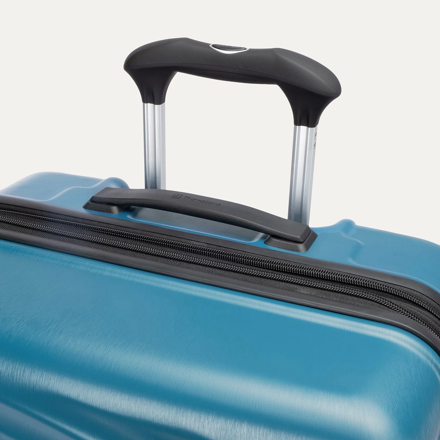 Maxlite® Air V2 Medium Check-In Hardside Spinner - Image 8