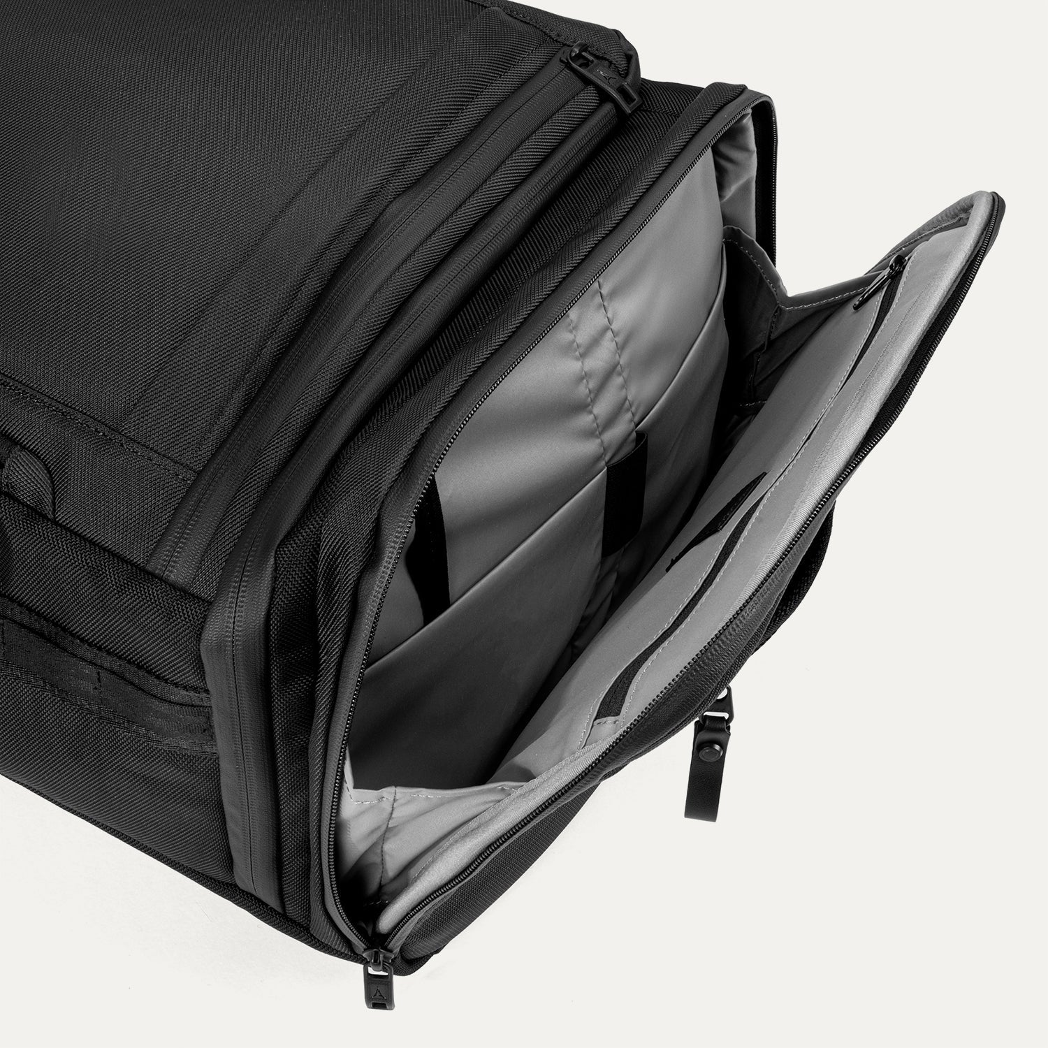 Travelpro® Altitude™ Convertible Duffel/Backpack - Image 5