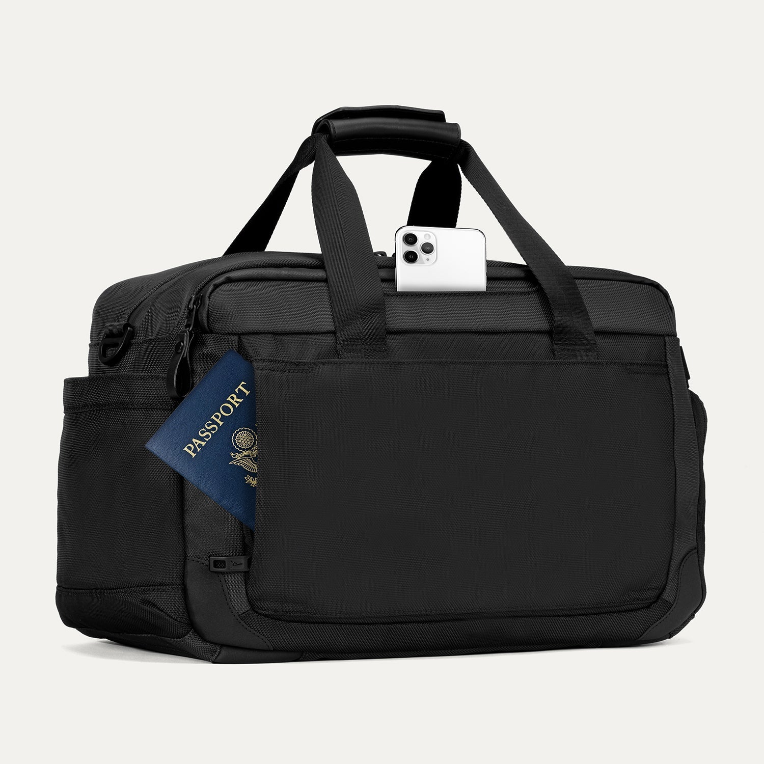 Travelpro® Altitude™ Day-to-Day Duffel - Image 15