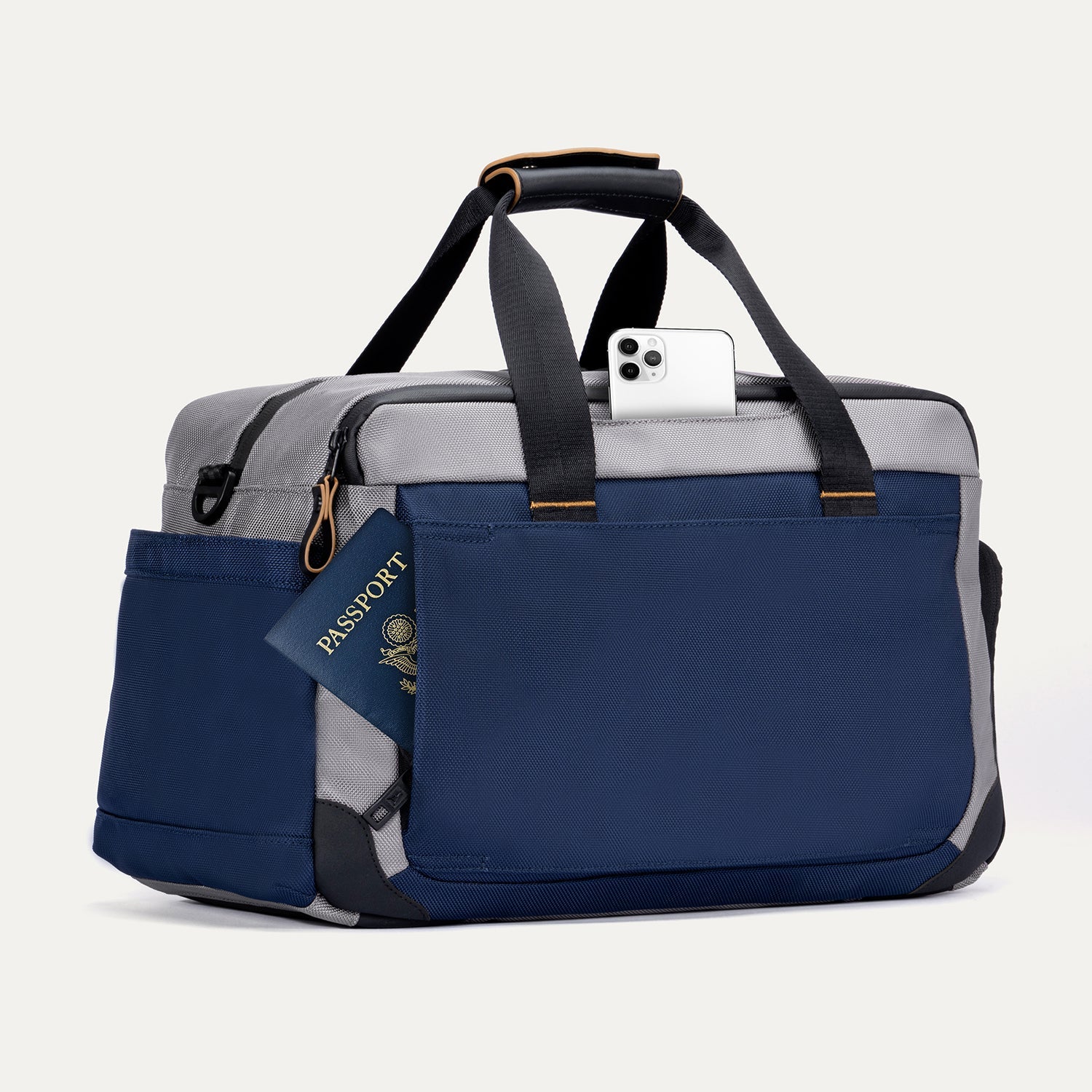 Travelpro® Altitude™ Day-to-Day Duffel - Image 6