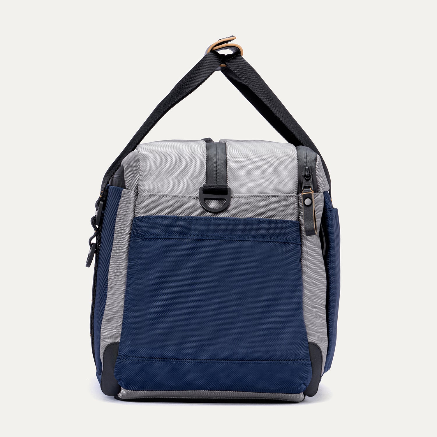 Travelpro® Altitude™ Day-to-Day Duffel - Image 7