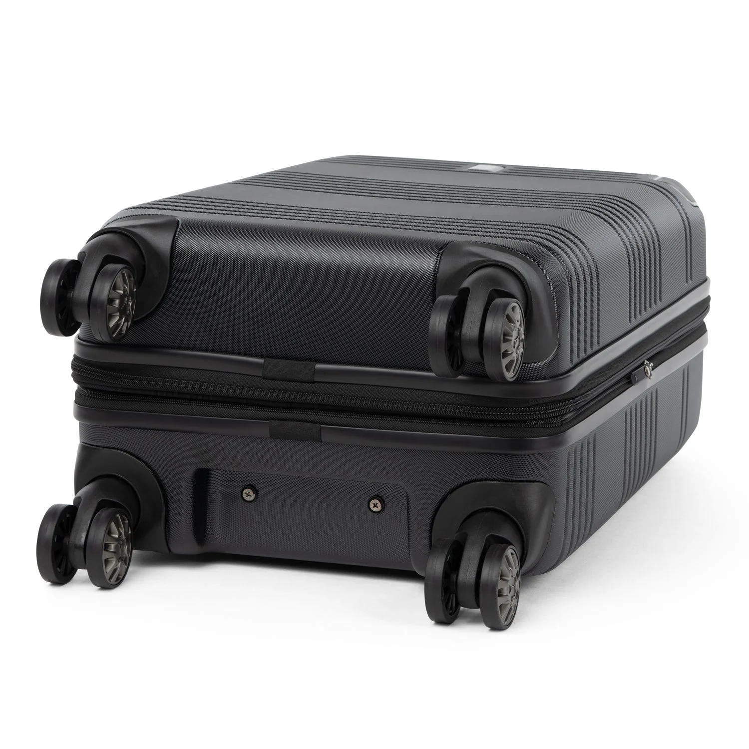 Roundtrip® Carry-On / Medium Check-In Hardside Set - Image 30