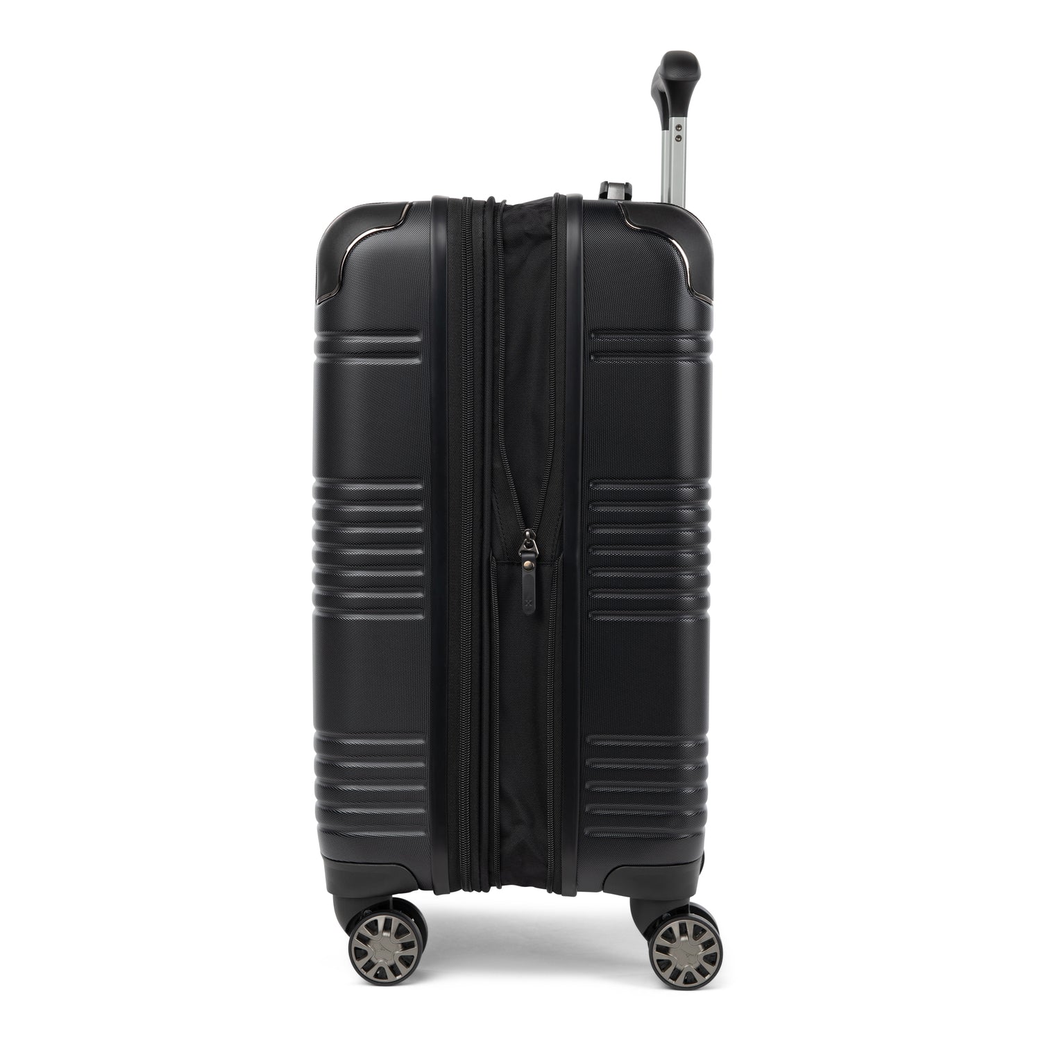 Roundtrip® Carry-On / Medium Check-In Hardside Set - Image 33