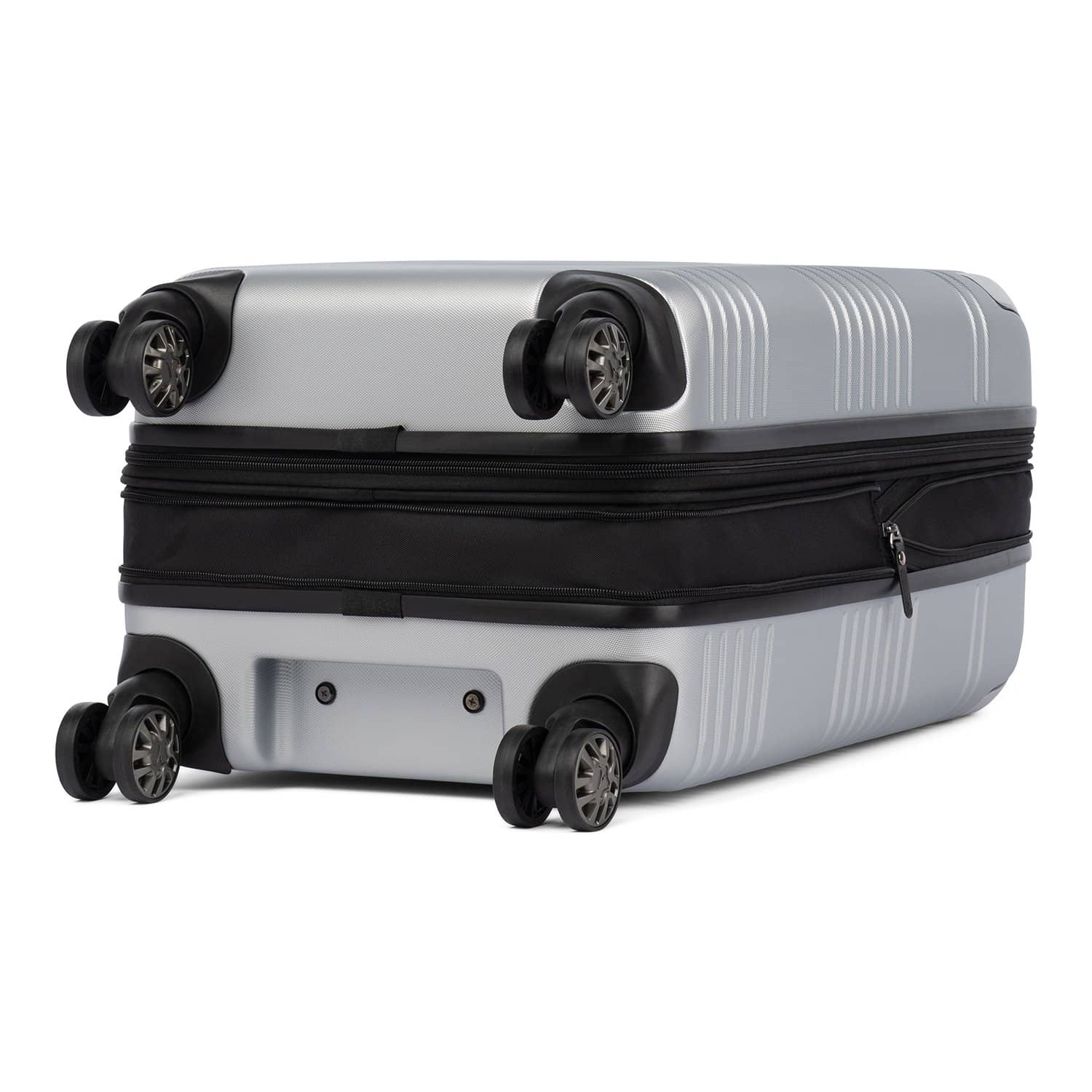 Roundtrip® Carry-On / Medium Check-In Hardside Set - Image 4