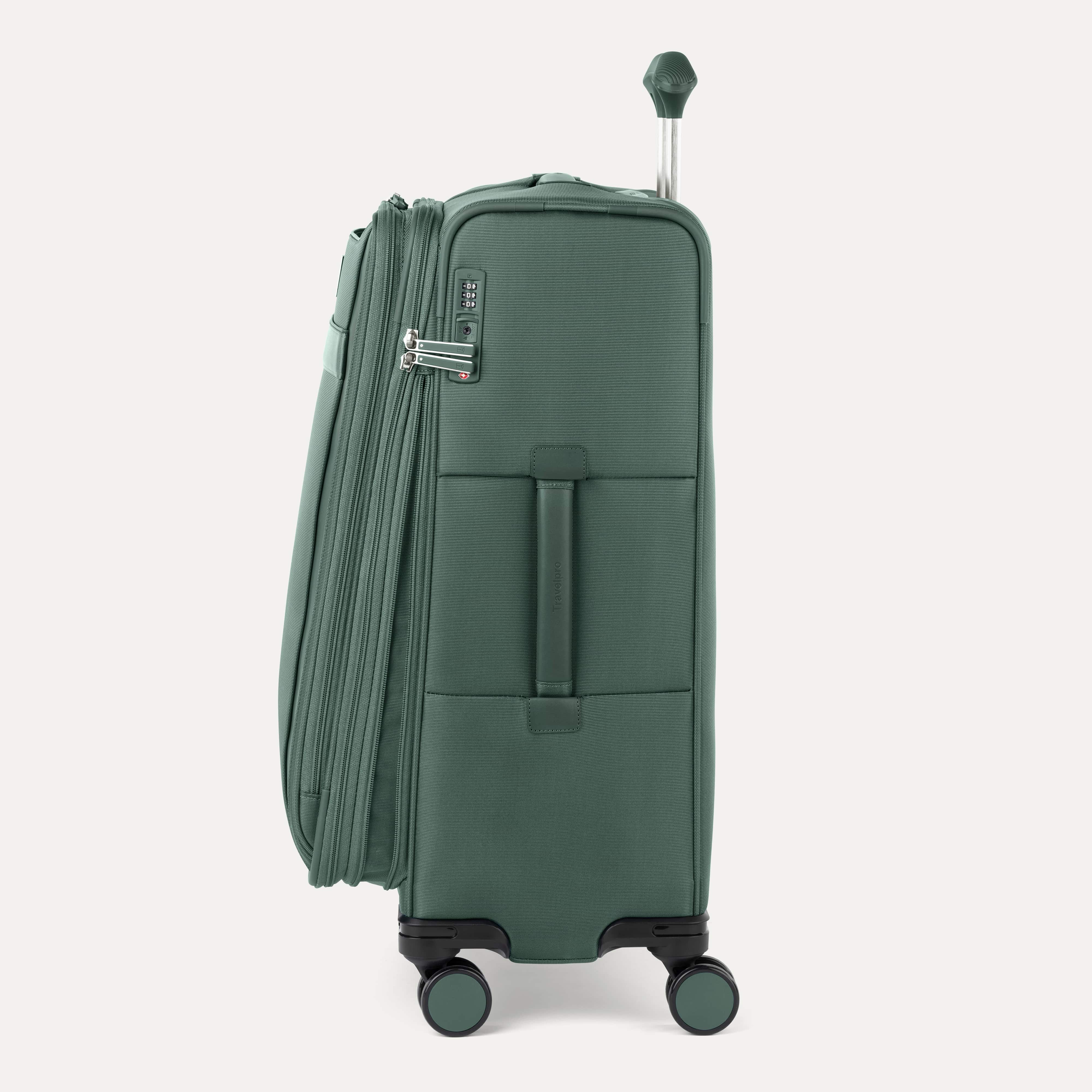 VersaPack®+ Medium Check-In Spinner - Image 18