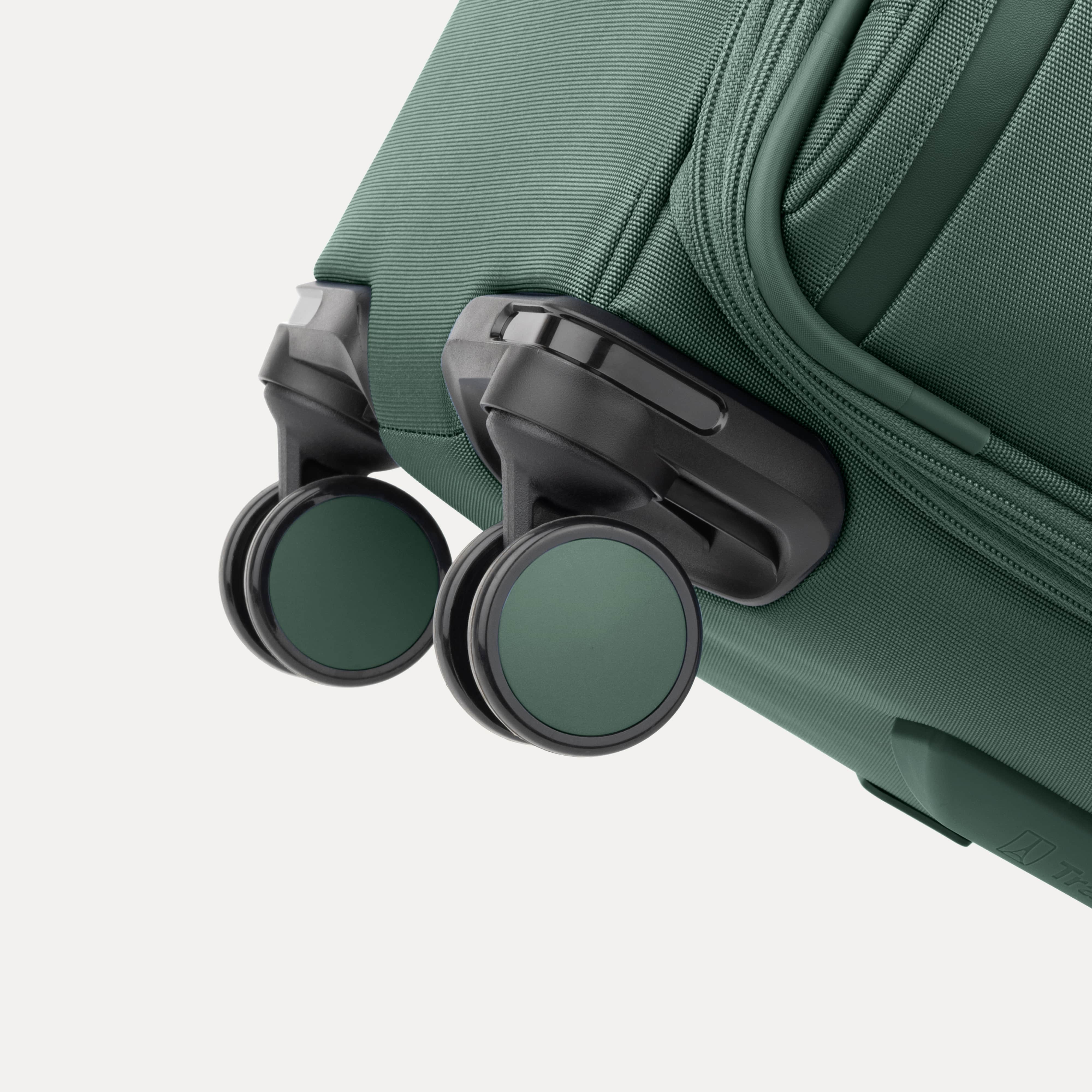 VersaPack®+ Medium Check-In Spinner - Image 23